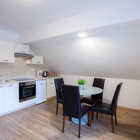 Apartments Razingar 9 Блед Екстер'єр фото