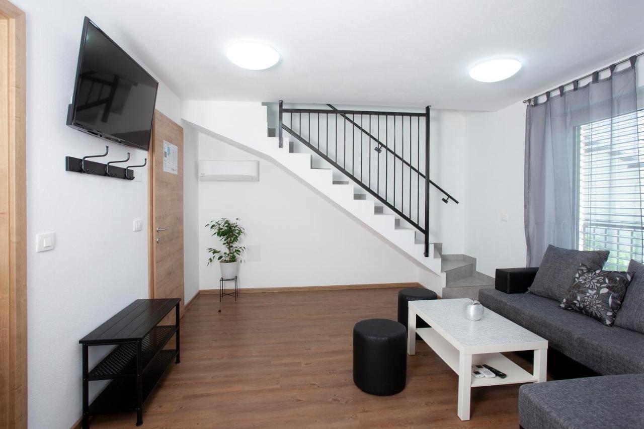 Apartments Razingar 9 Блед Екстер'єр фото